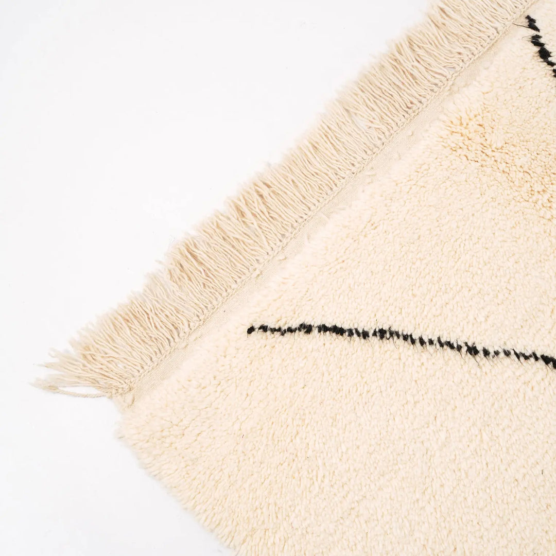 Beni Ouarain Authentic Moroccan Rugs Made craftilymarrakesh.com