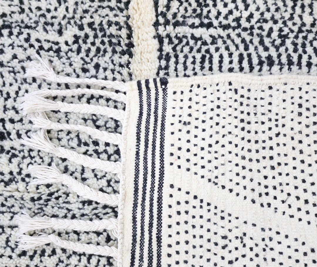 Authentic Custom Moroccan Rugs Made craftilymarrakesh.com