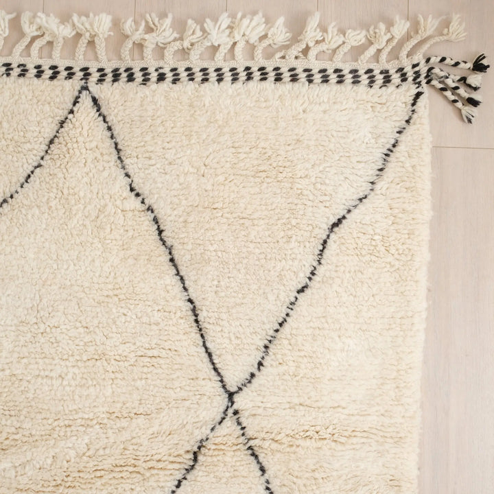Luxurious Custom Moroccan Rugs Made craftilymarrakesh.com
