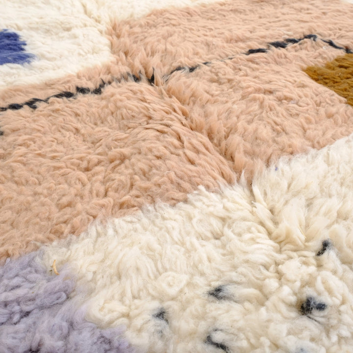 Outline beni rug Custom Moroccan Rugs Made craftilymarrakesh.com
