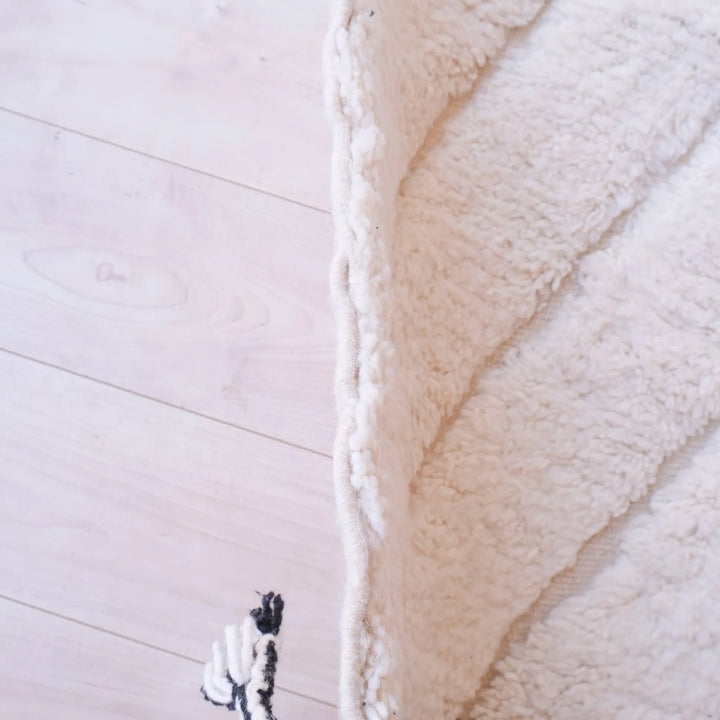 Authentic Custom Moroccan Rugs Made craftilymarrakesh.com